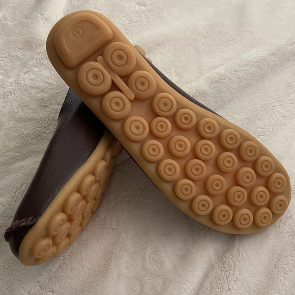 Size 41 New Women's Comfort Walking Shoe in Burgundy Leather - Picture 9 of 15